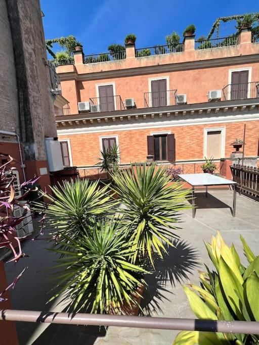 Campo De' Fiori Rooftop Apartment Rom Eksteriør billede